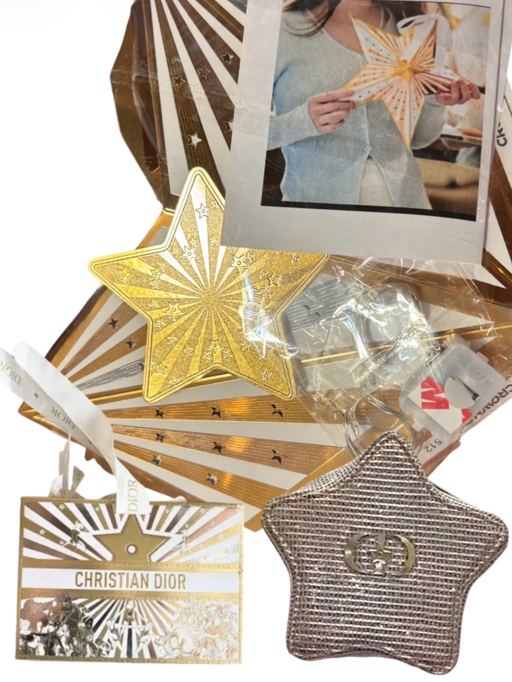 Dior set - star beauty pouch , gift bag, and buildable light up star decor 🌟